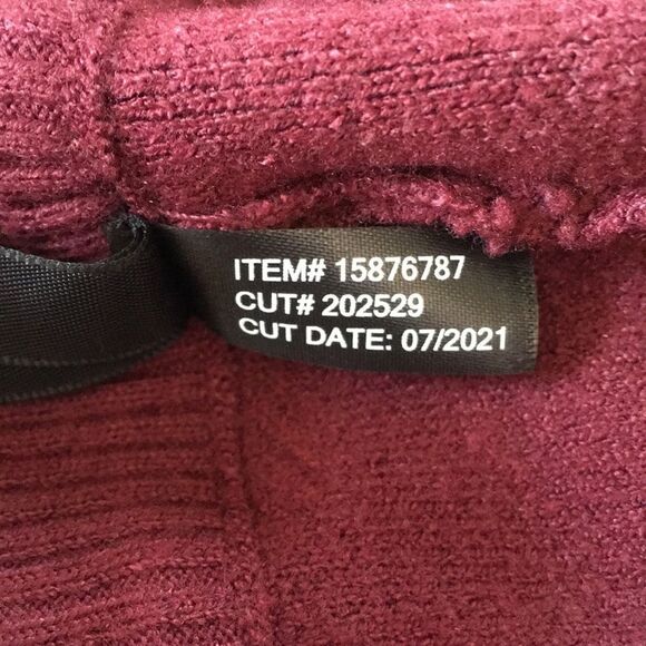 NWT Torrid Full Length Signature Waist Sweater Maroon Leggings Joggers Sz 3 - Picture 16 of 16